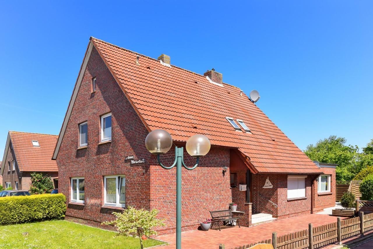Ferienwohnungen Im Haus Waterkant Neuharlingersiel Esterno foto