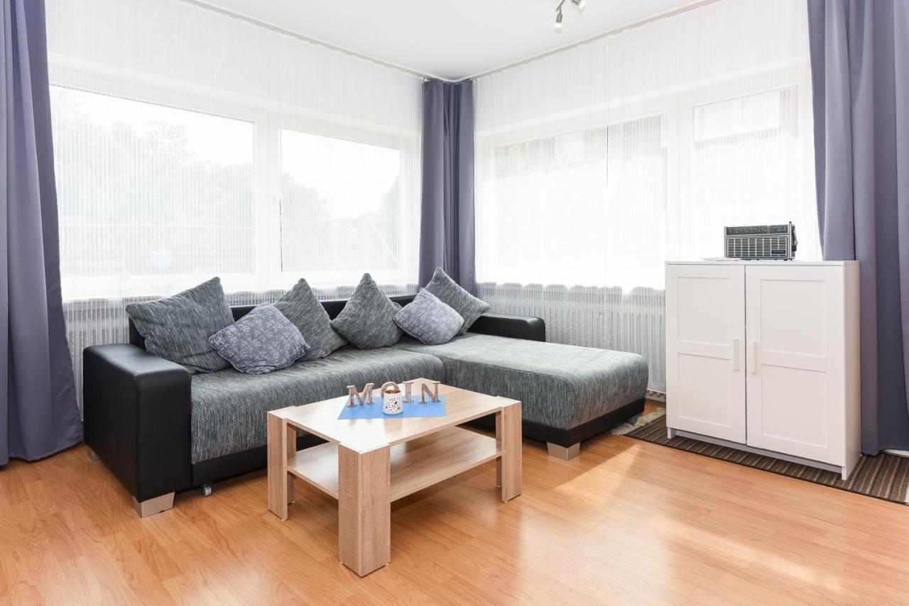 Ferienwohnungen Im Haus Waterkant Neuharlingersiel Esterno foto